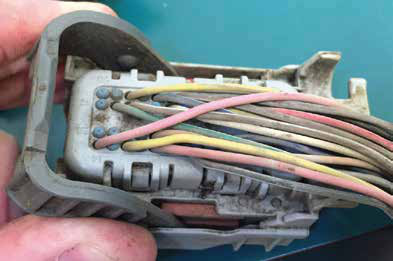 Top view of the connector