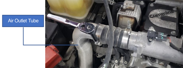 Remove the air outlet tube